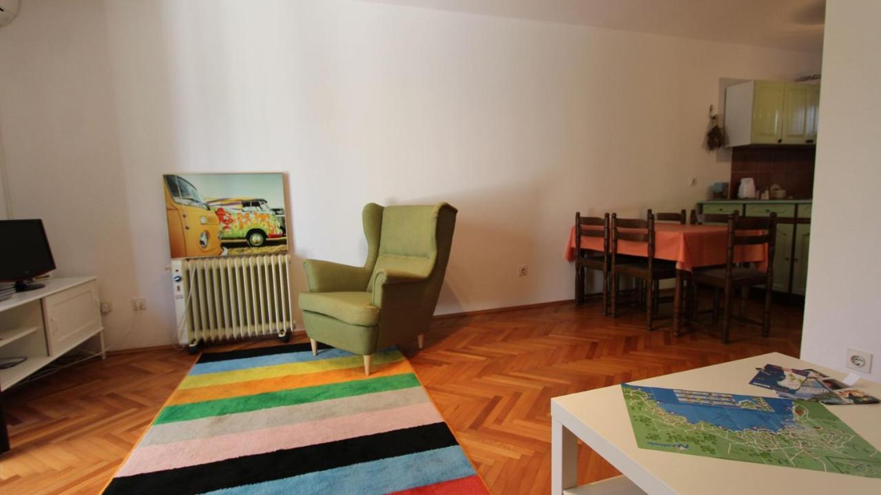 Apartment Gita Malinska Eksteriør bilde